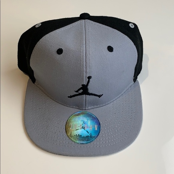 Nike Other - Nike Air Jordan Youth Snapback Hat